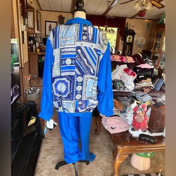 NWT Women’s vintage River Edge 100% silk pants and jacket track set. - Picture 5 of 16